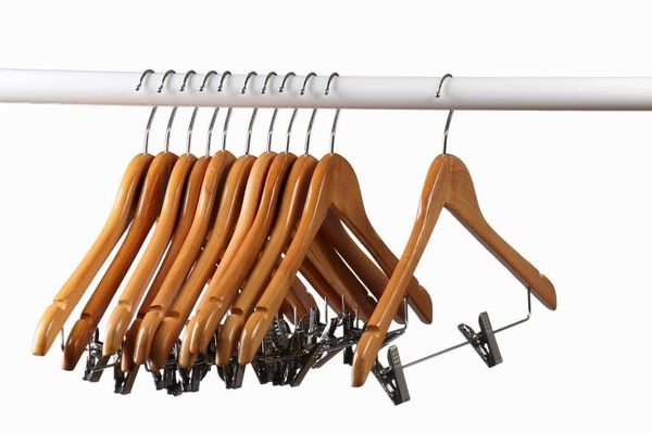 20 wooden hangers online